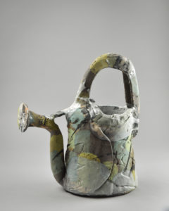 Arrosoir 45 cm | Terre et Terres | Exposition | Accueil | Article | Terre et Terres | 12 février 2025