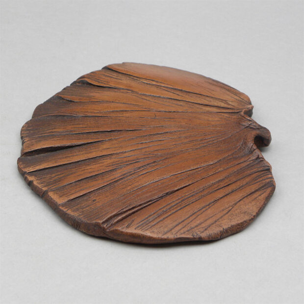 Chris GULLON assyâ 9611 | Manon Berthellot | Assyâ II | Produit | 95,00 € | Pièce unique en grès modelé, engobe de porcelaine et émail naturel de cendres dû à la cuisson au bois en four Anagama, 1300° | Manon Berthellot | Terre et Terres | 19 février 2022