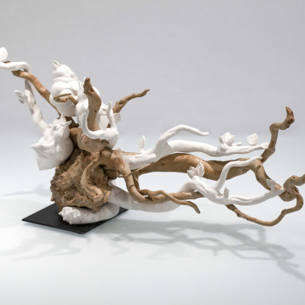 NOS MERES VEILLENT scaled | Nathalie Charrié | Nos mères veillent | Produit | 80,00 € | 6571 | h:7,5 cm, diam: 21 cm | Sylvie DELPHAUT | Terre et Terres | 10 décembre 2020