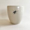 tasse mouche 1 | Perrine Pottiez | 'Le monde des insectes' - Tasse mouche | Produit | Terre et Terres | 10 décembre 2020