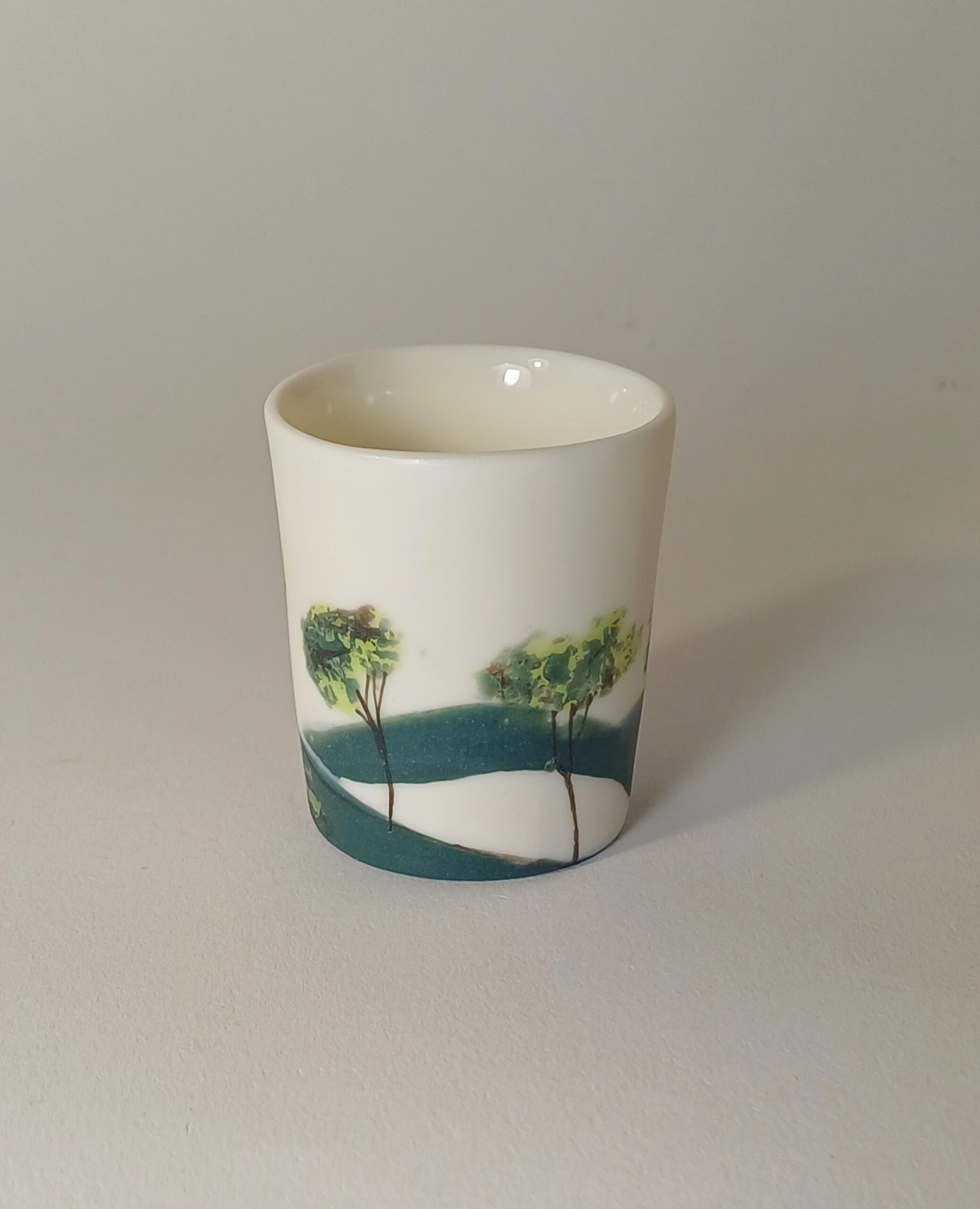 tasse peinte à la main