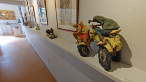 Exposition 2025 de la collection de céramiques contemporaine de Giroussens