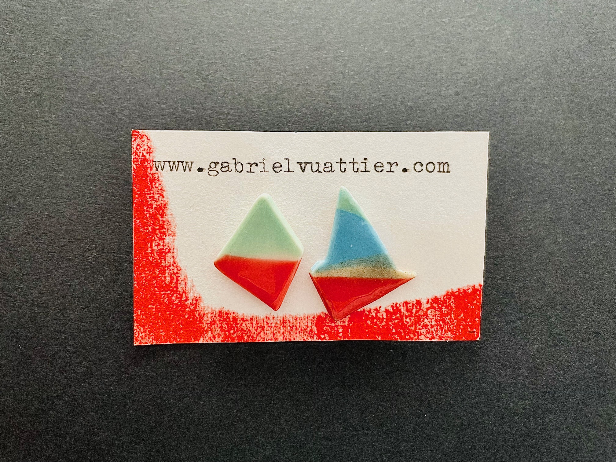 Paire n°18 | Sylviane Perret N°18 1815 1 | Sylviane Perret | Paire n°18 | Produit | Terre et Terres | 16 octobre 2025