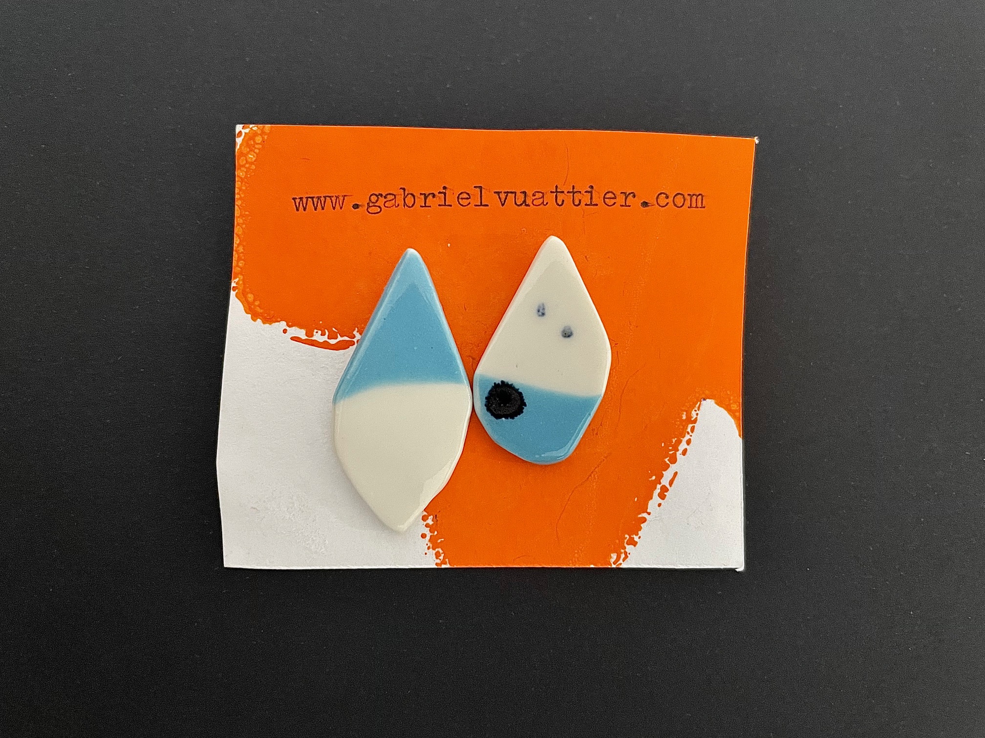 Paire n°28 | Hilde Segers N°28 1826 | Hilde Segers | Paire n°28 | Produit | Terre et Terres | 16 octobre 2025